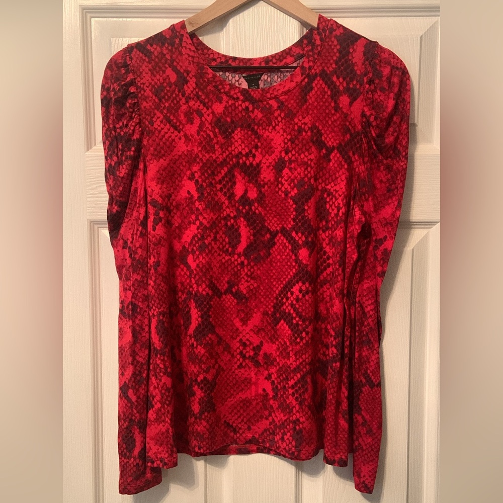NBW W/ TAGS! Ann Taylor snake print long sleeve shirt.